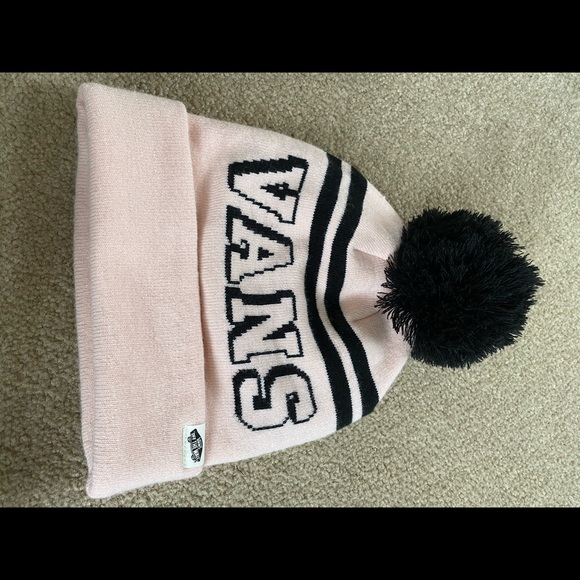 vans pom beanie